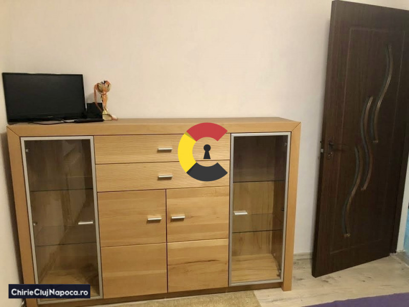 Apartament studentesc cu 3 camere si balcon, Manastur, zona Big