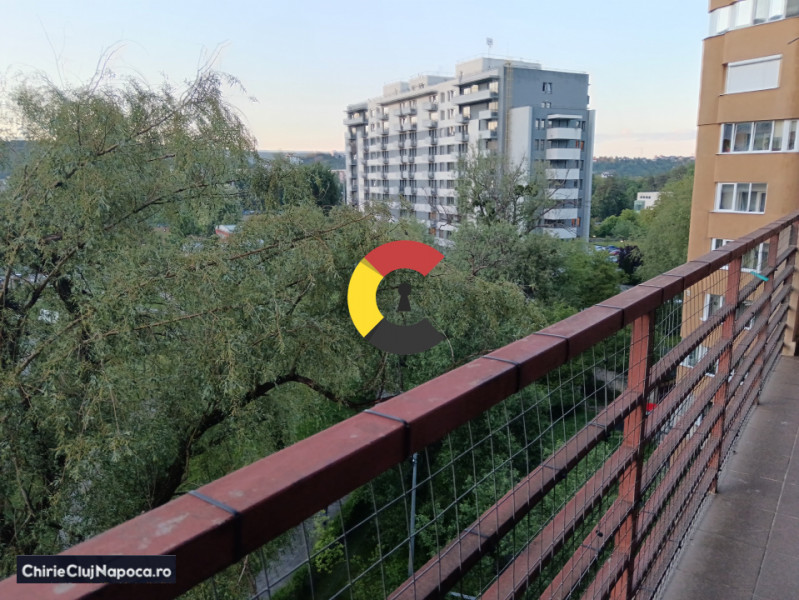 APARTAMENT SPATIOS SI LUMINOS-TIP STUDIO-Zona parcului I. Hatieganu!