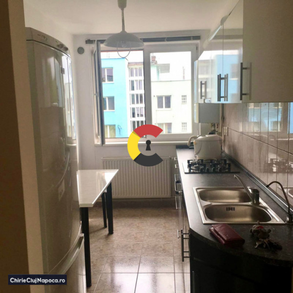 Apartament spatios cu 2 camere, CENTRU, zona Parcului Central, parcare
