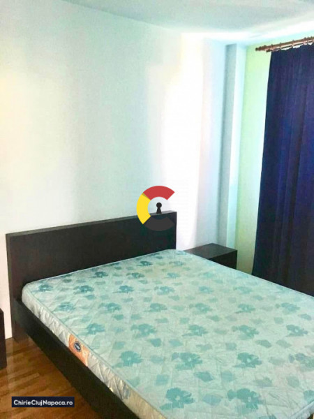 Apartament spatios cu 2 camere, CENTRU, zona Parcului Central, parcare