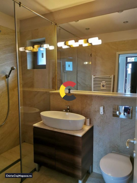 Casa individuala + curte proprie in Centrul Clujului!