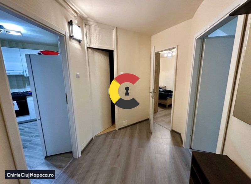 Apart. renovat cu 2 camere +balcon, Manastur, 2-3 statii de Centru 