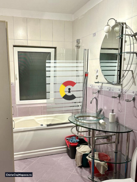 Apartament studentesc cu 2 dormitoare si balcoane, Zorilor , zona 18Gym 