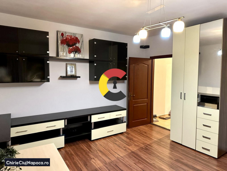 Apartament studentesc cu 2 dormitoare si balcoane, Zorilor , zona 18Gym 