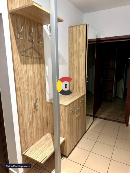 Apartament studentesc cu 2 dormitoare si balcoane, Zorilor , zona 18Gym 