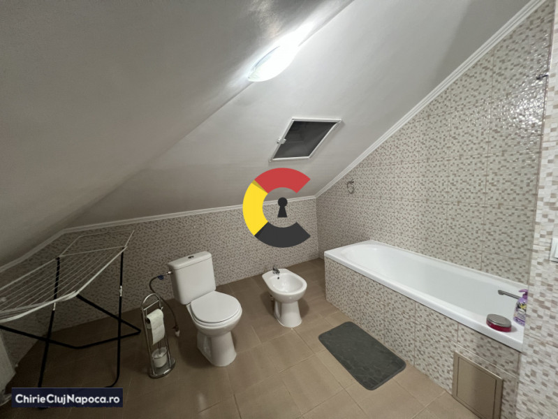 Apartament central cu 2 dormitoare separate| 2 bai |langa podul Horea|