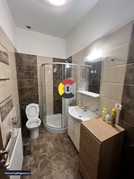 Apartament central cu 2 dormitoare separate| 2 bai |langa podul Horea|