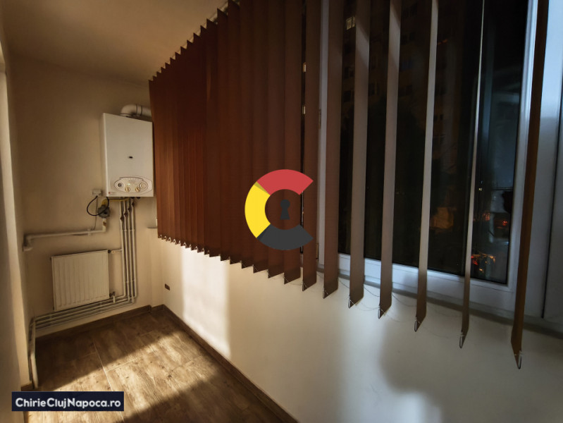 Apartament fain cu 2 camere+balcon, Manastur, 4-5 statii de Centru