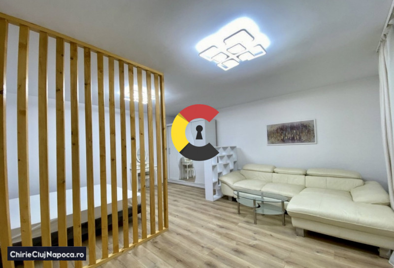 Apartament renovat cu 2 camere, la casa, Centru , zona P-ta Unirii