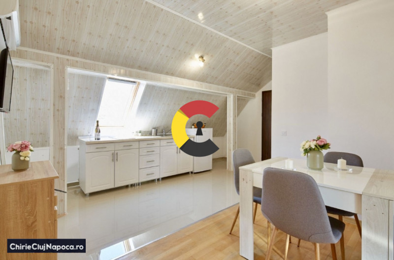 Apartament studențesc cu 2 dormitoare, la casa, zona Observator, parcare