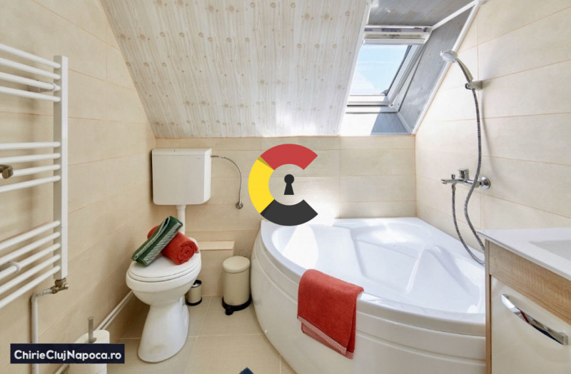 Apartament studențesc cu 2 dormitoare, la casa, zona Observator, parcare