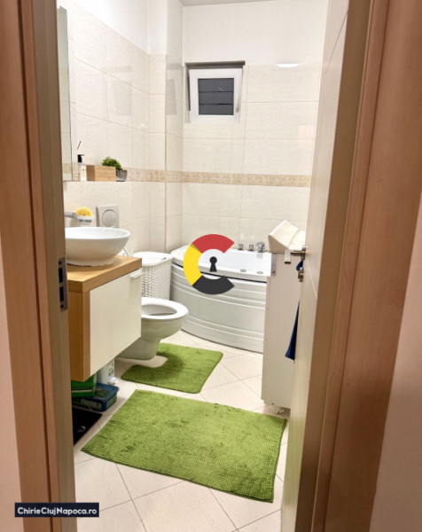 APARTAMENT CU GRĂDINĂ • 2 DORMITOARE • BUNĂ ZIUA • PARCARE