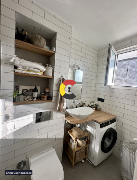 Apartament cu 2 camere, Centru, zona Facultatii de Litere