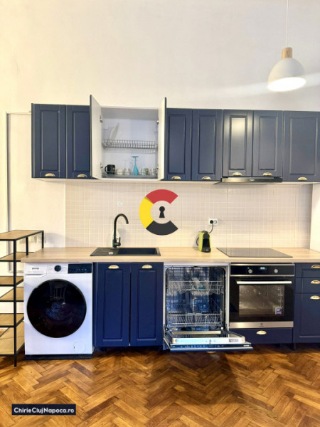  Apartament Deosebit • 3 Camere • Clădire Interbelică • Ultra Central 