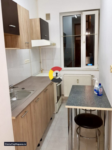 Apartament cu o camera si balcon, Gruia , zona Stadion Gruia