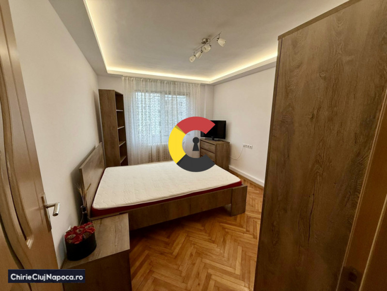 Apartament studențesc cu 3 camere, Manastur, zona Bucium, 2 garaje