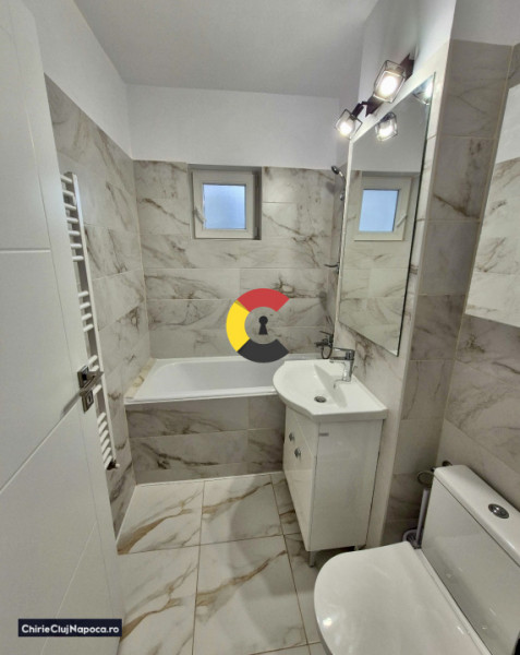 Apartament renovat cu 2 camere si balcon, Gheorgheni, zona Hermes