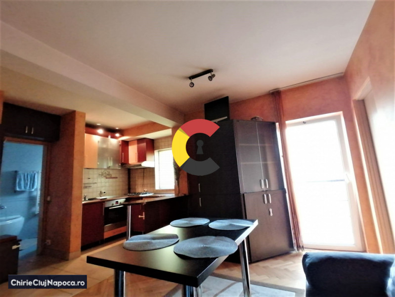 Apartament in zona Iulius Mall -  Living cu bucatarie si dormitor!