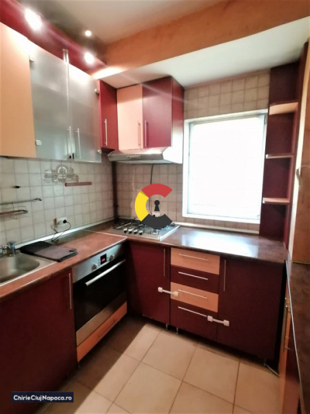Apartament in zona Iulius Mall -  Living cu bucatarie si dormitor!