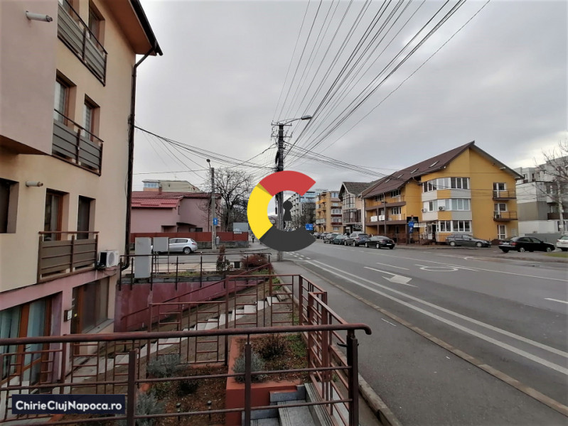 Apartament in zona Iulius Mall -  Living cu bucatarie si dormitor!