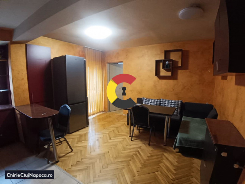 Apartament in zona Iulius Mall -  Living cu bucatarie si dormitor!