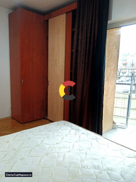 Apartament in zona Iulius Mall -  Living cu bucatarie si dormitor!