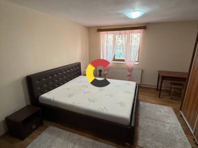 Ap cu o cameră, ieșire la curte | cart Plopilor, zona Platinia