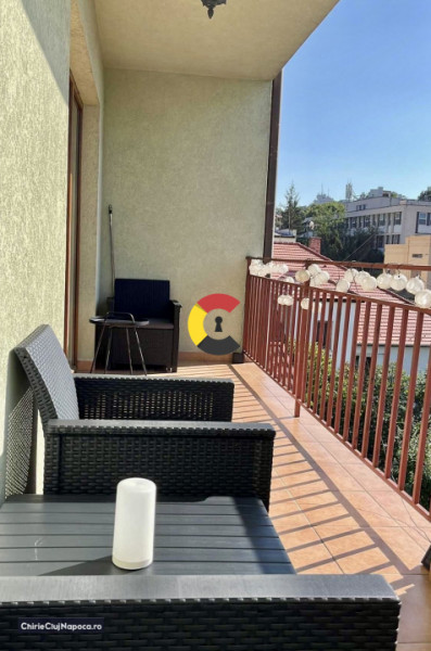 Apartament cu 2 camere si Terasa, Horea, zona Facultatii de Litere, parcare 