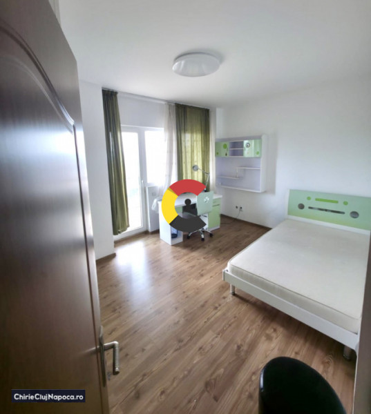 Apartament cu 3 camere, Zorilor, zona Spitalului de recuperare, parcare