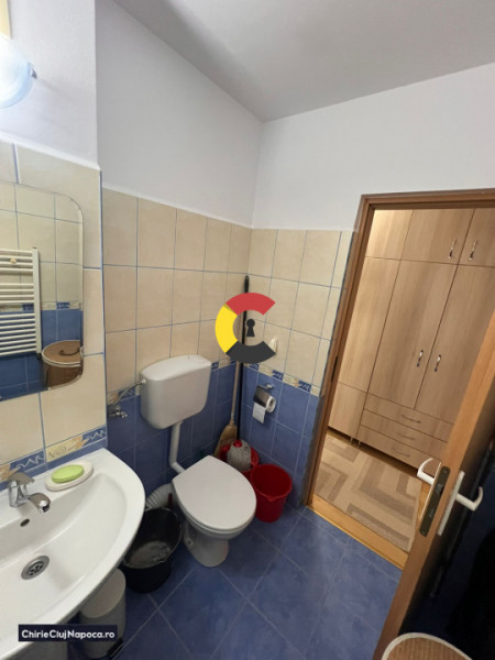 Garsoniera decomandata+parcare si boxa, cartier Manastur, zona buna