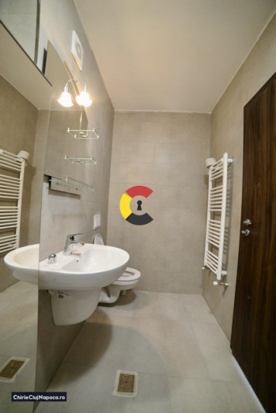 Apartament cu 2 camere, Borhanci, zona Hugo Bike, parcare si balcon