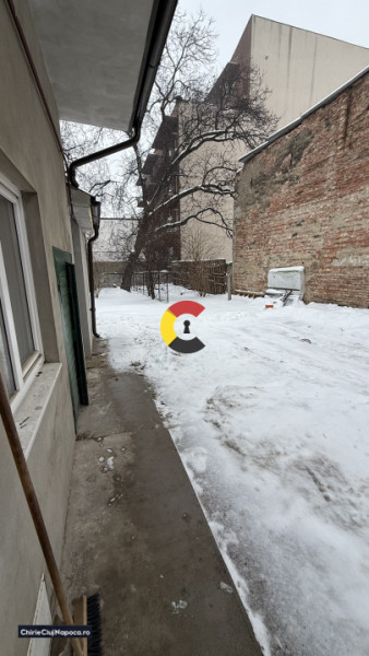 Casă nemobilata cu 2 camere + curte | zona centrală - NTT DATA 