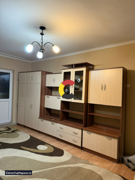 Apartament spatios cu 2 camere decomandate + balcon, Cartier Marasti