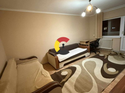 Apartament spatios cu 2 camere decomandate + balcon, Cartier Marasti