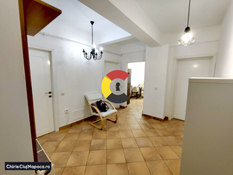 Apartament 2 camere decomandate, aproape de centrul orașului 