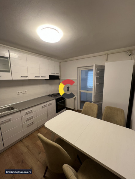 Apartament 3 camere decomandate + balcon + parcare, Cart. Mărăști 
