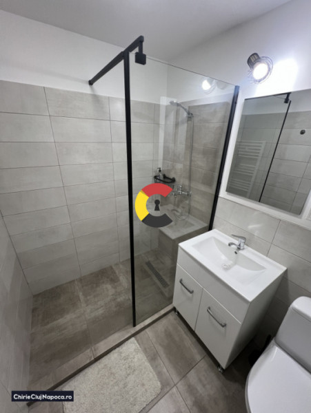 Apartament 3 camere decomandate + balcon + parcare, Cart. Mărăști 