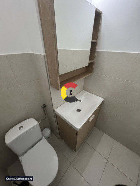 Apartament 3 camere decomandate + balcon + parcare, Cart. Mărăști 