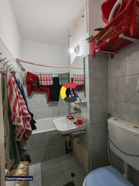 Apartament mobilat cu 2 camere, Cart. Manastur, 4-5 statii de Centru