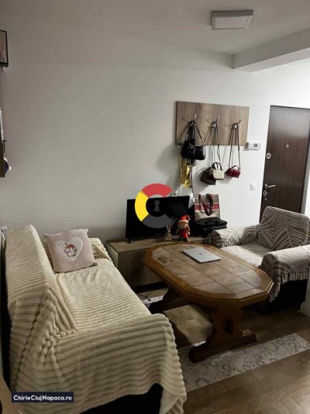 Apartament (living-bucatarie și dormitor) bloc nou zona străzii Horea 