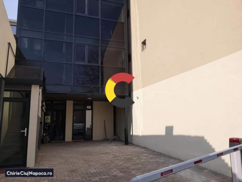 Apartament (living-bucatarie și dormitor) bloc nou zona străzii Horea 