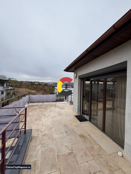 Penthouse spațios și luminos cu 2 camere • Terasă de 60 mp