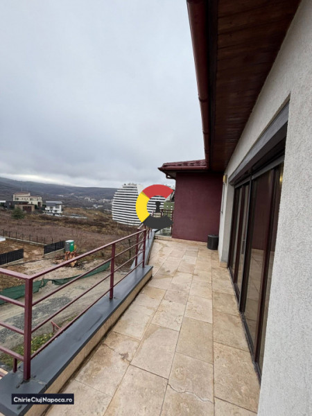 Penthouse spațios și luminos cu 2 camere • Terasă de 60 mp