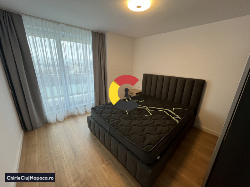 Apartament 3 camere + parcare + balcon, totul nou, Cart. Grigorescu 