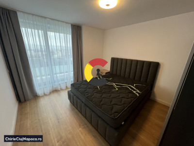 Apartament 3 camere + parcare + balcon, totul nou, Cart. Grigorescu 