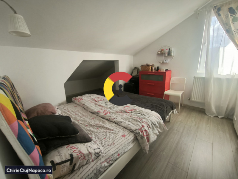 Apartament fain (living-bucatarie, dormitor) zona Auchan Iris 