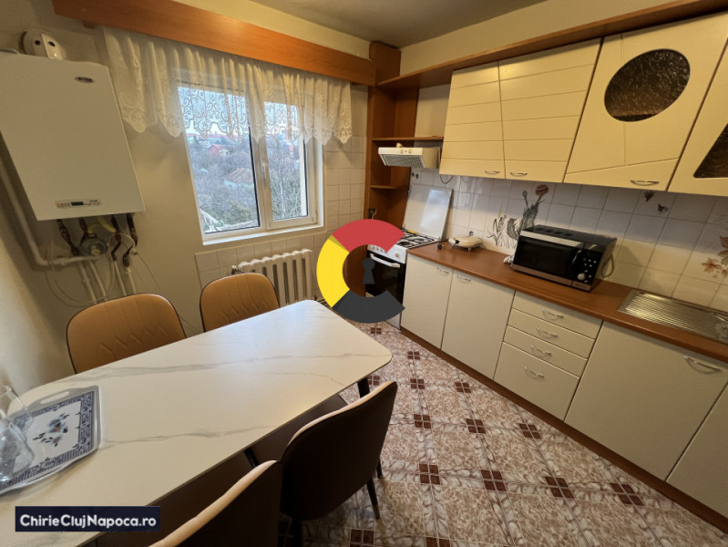 UMF, Apartament 3 camere decomandate + 2 balcoane + parcare 