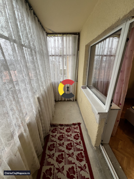 UMF, Apartament 3 camere decomandate + 2 balcoane + parcare 