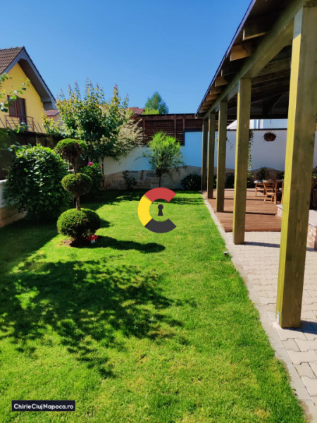 Apartament lux compus din 2 dormitoare + living cu bucătărie + terasă 