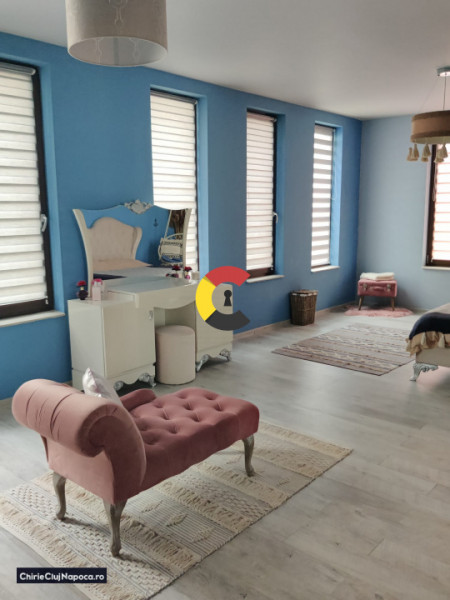 Apartament lux compus din 2 dormitoare + living cu bucătărie + terasă 